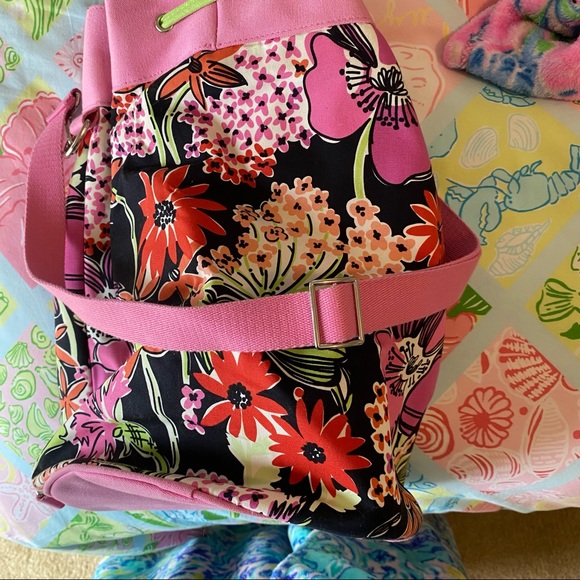 Lilly Pulitzer Del Rey Duffle Bag in Straw Market - Picture 3 of 6